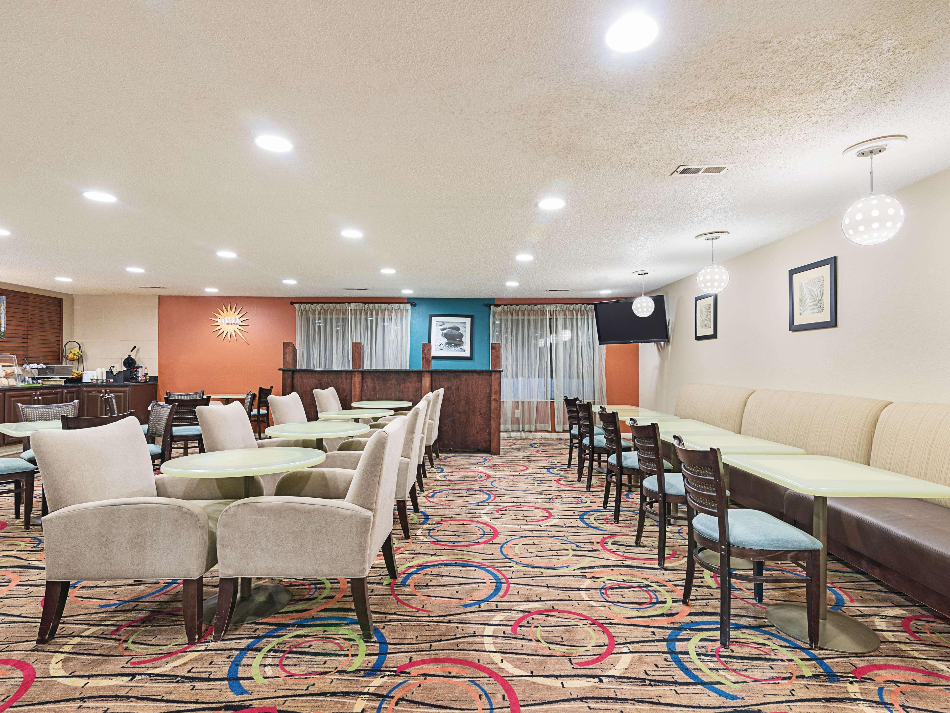 La Quinta Inn By Wyndham Decatur Alabama Екстер'єр фото