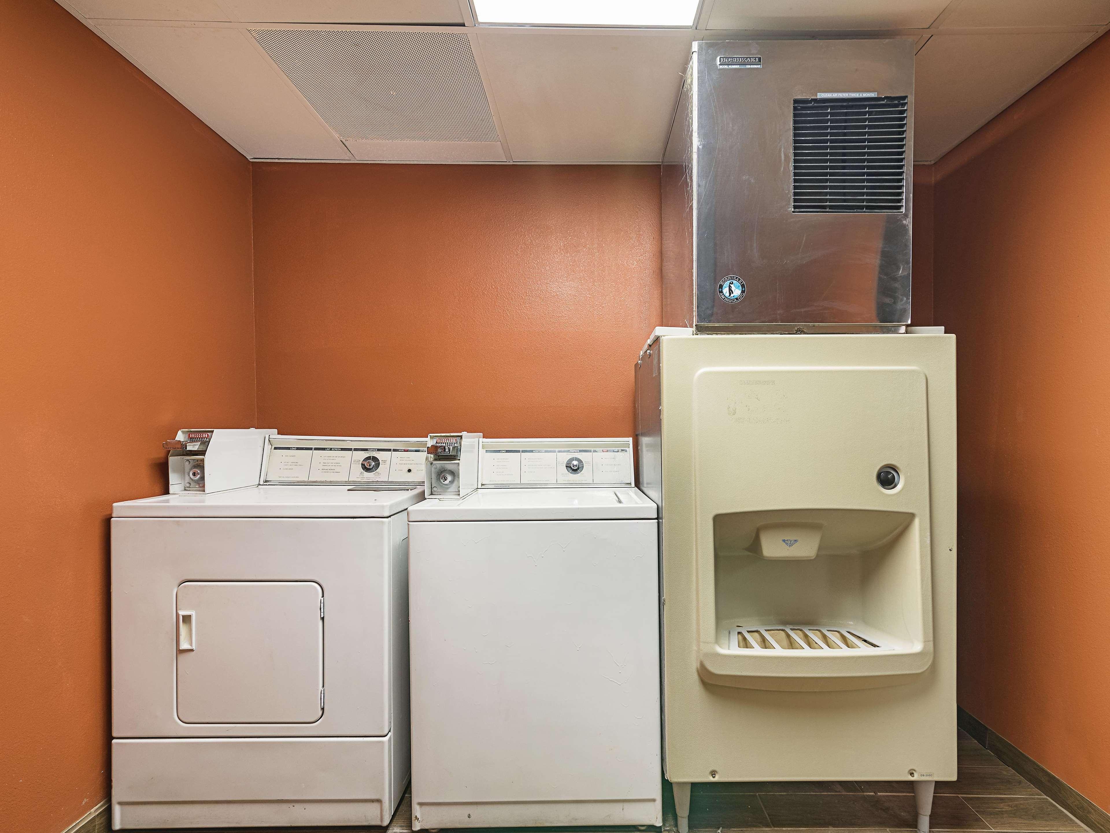 La Quinta Inn By Wyndham Decatur Alabama Екстер'єр фото