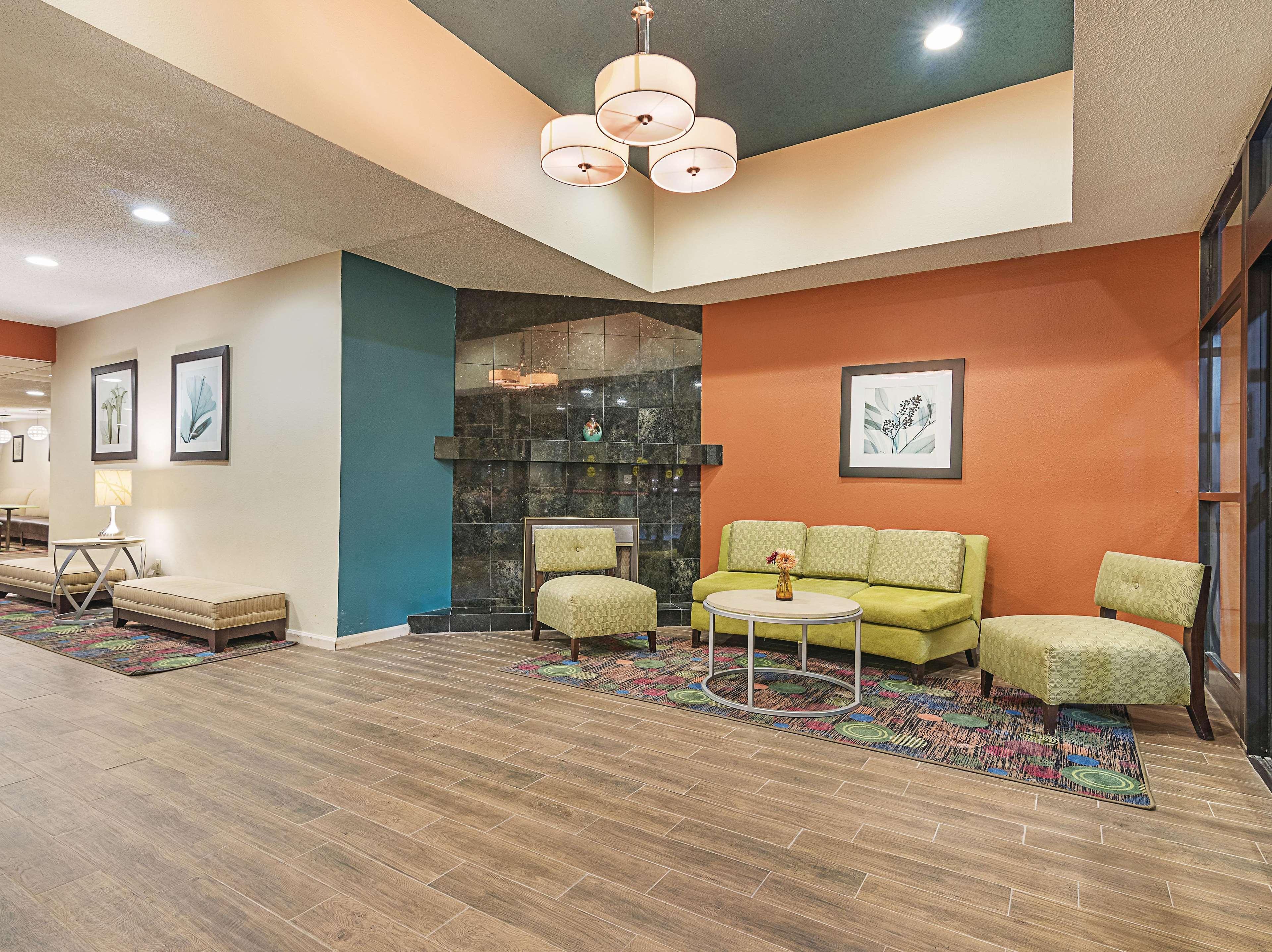 La Quinta Inn By Wyndham Decatur Alabama Екстер'єр фото