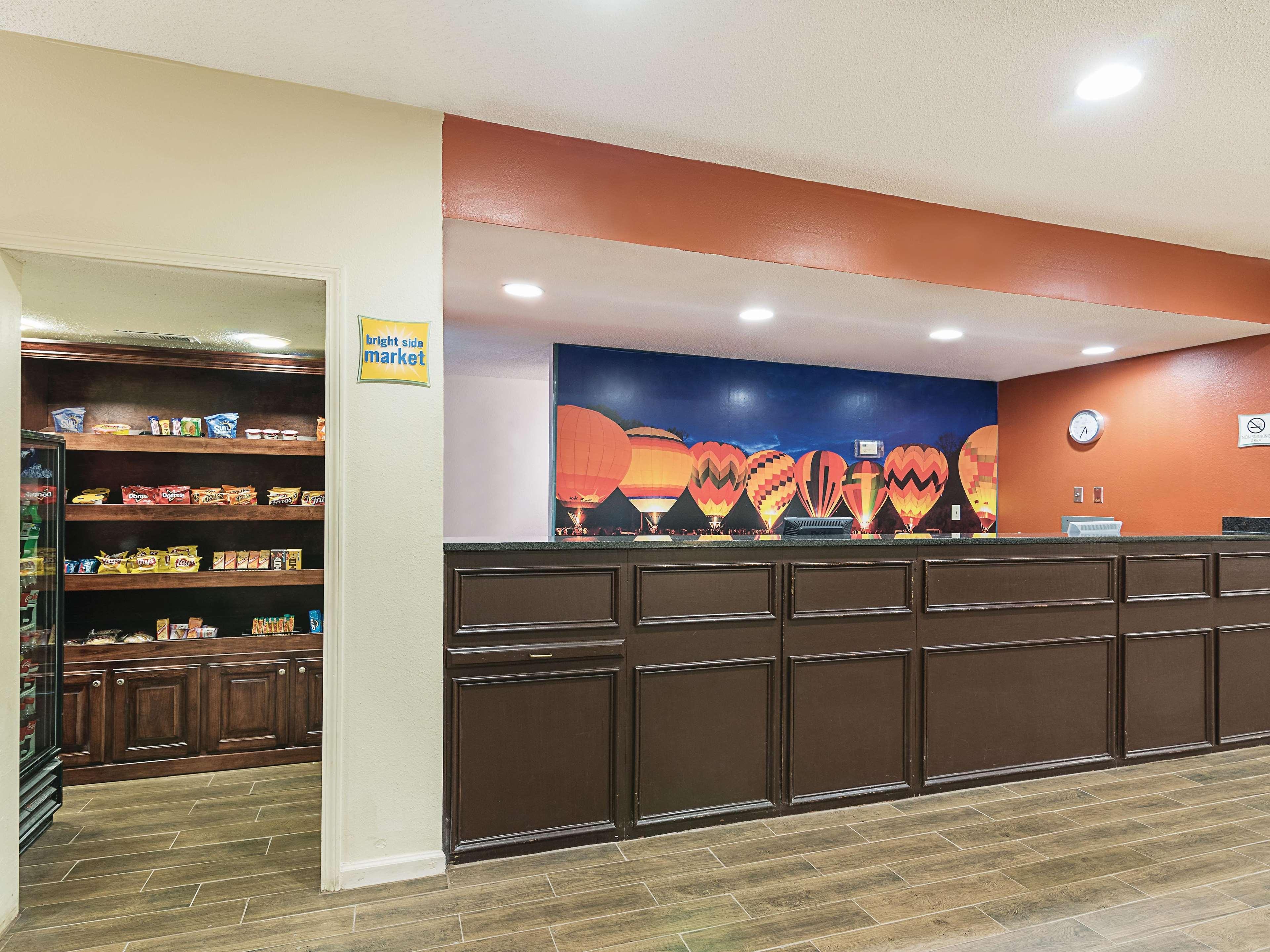 La Quinta Inn By Wyndham Decatur Alabama Екстер'єр фото