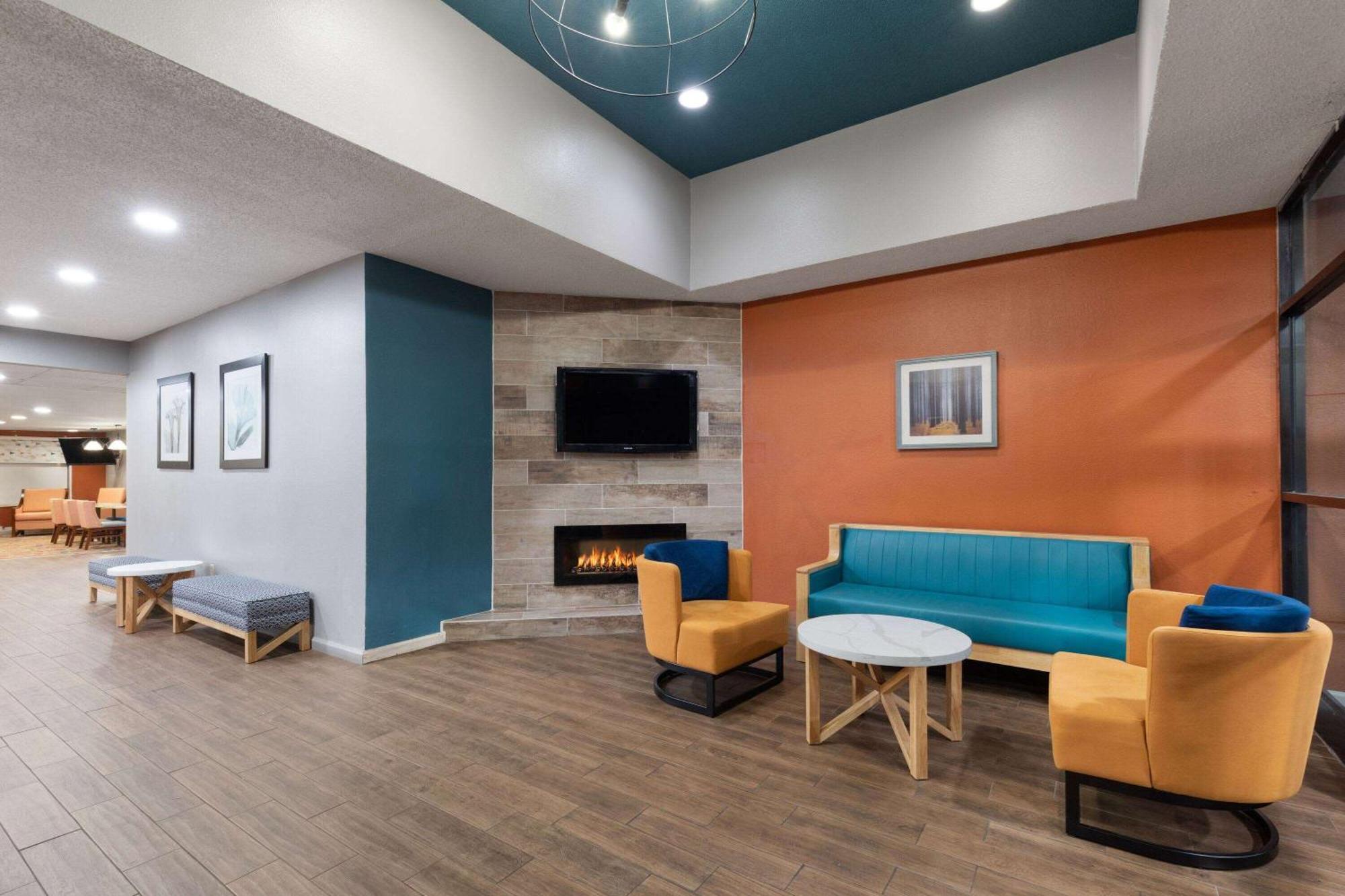 La Quinta Inn By Wyndham Decatur Alabama Екстер'єр фото