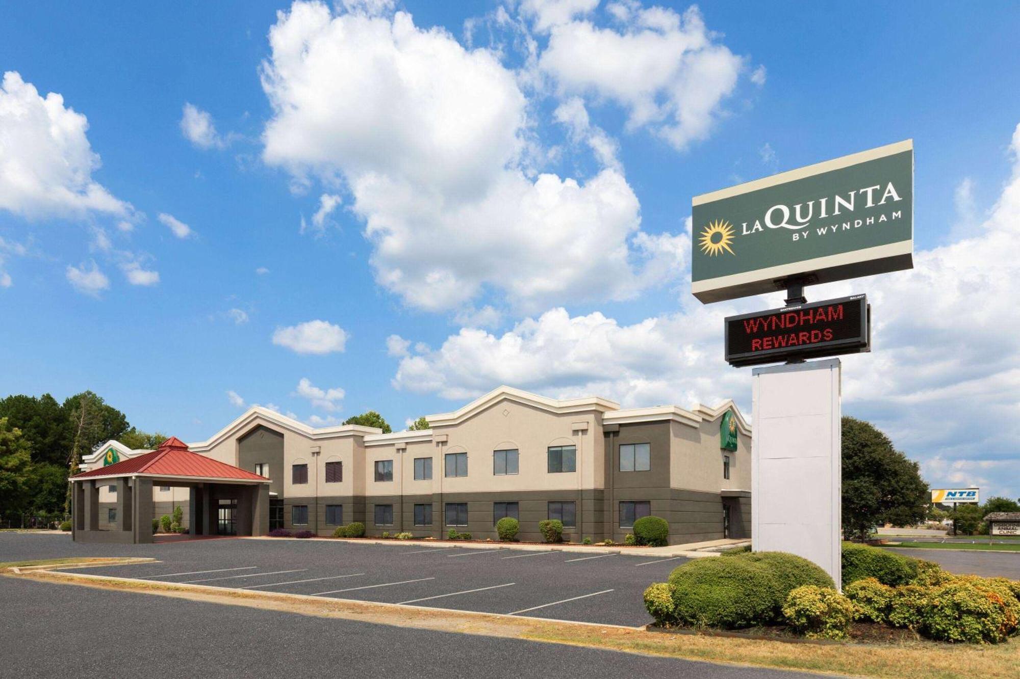 La Quinta Inn By Wyndham Decatur Alabama Екстер'єр фото