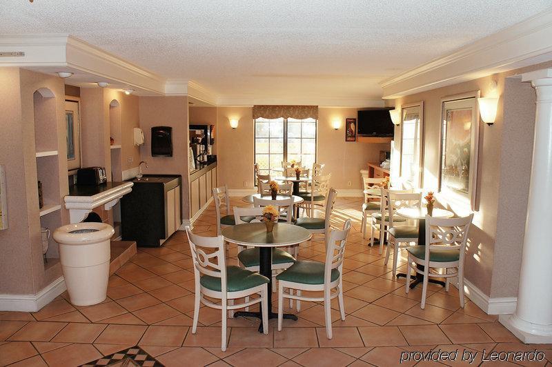 La Quinta Inn By Wyndham Decatur Alabama Екстер'єр фото